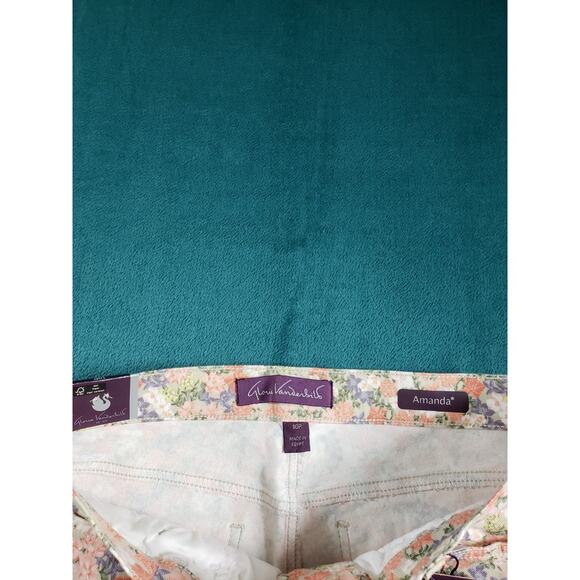Gloria Vanderbilt Jeans Size 10 Petite Womens Pants Stretch Floral Capri NWT - Picture 5 of 15